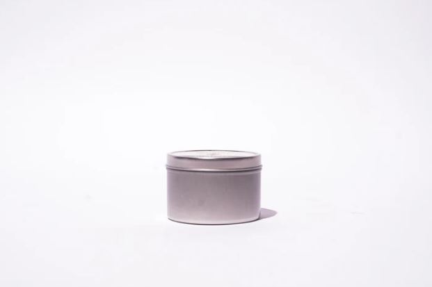 8 Oz Travel Tin Queen Of Bourdon